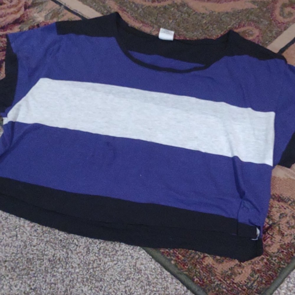 Pink t-shirt